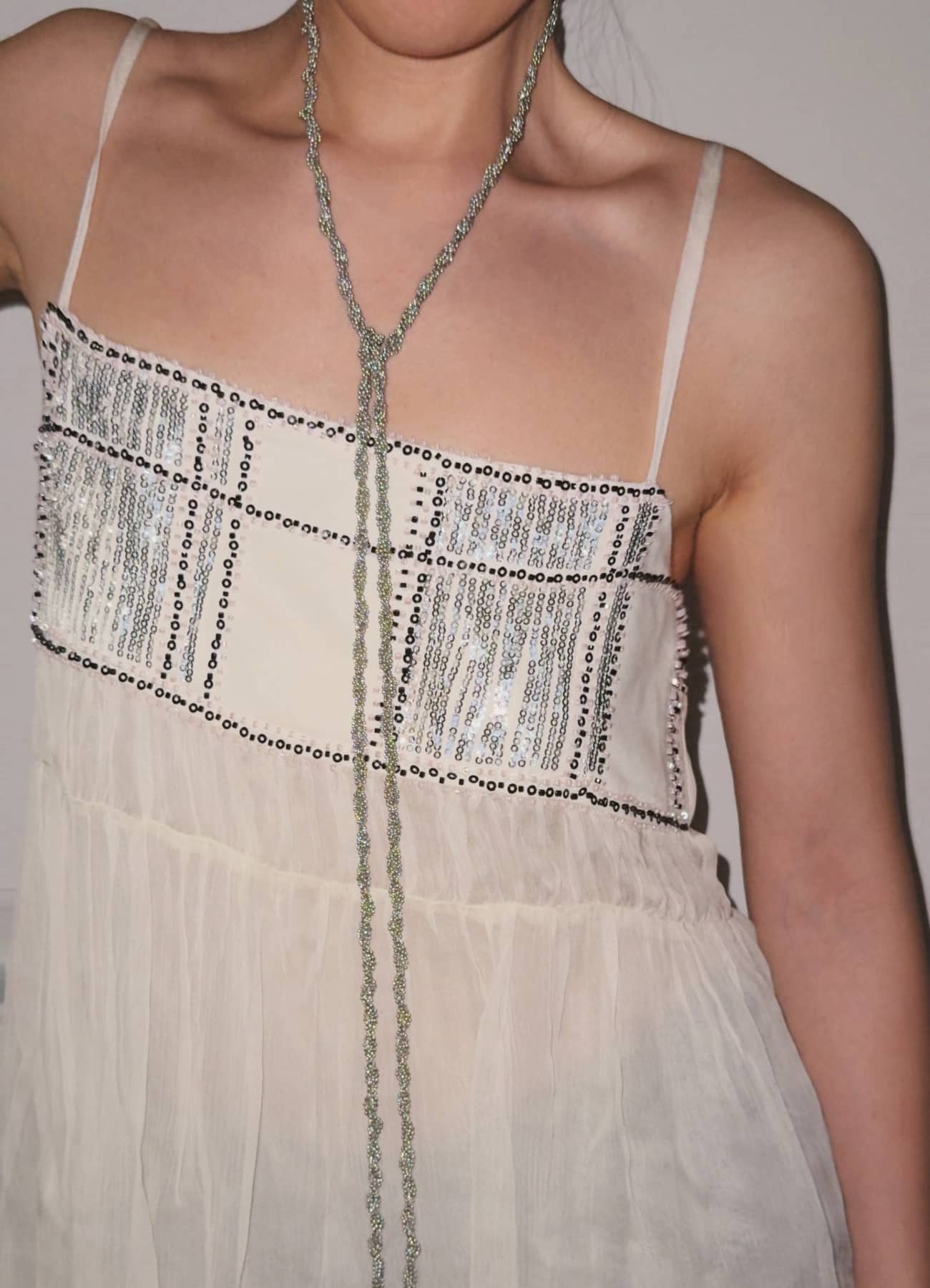 LUCENT KNOT
